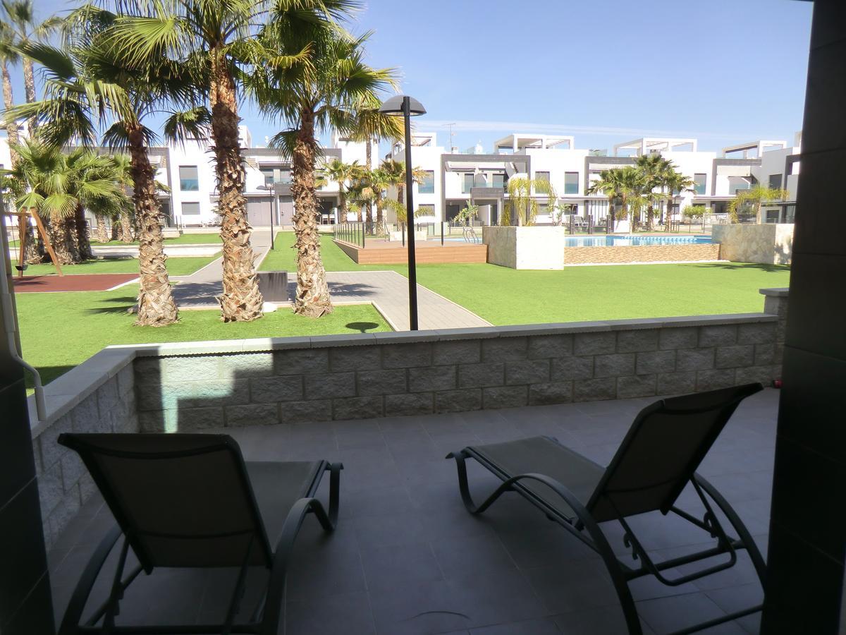 Casas Holiday - Oasis Beach Ориуэла Экстерьер фото